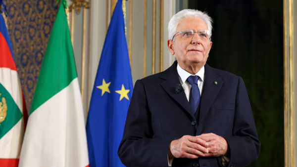 Il fuorionda del Presidente Mattarella: 