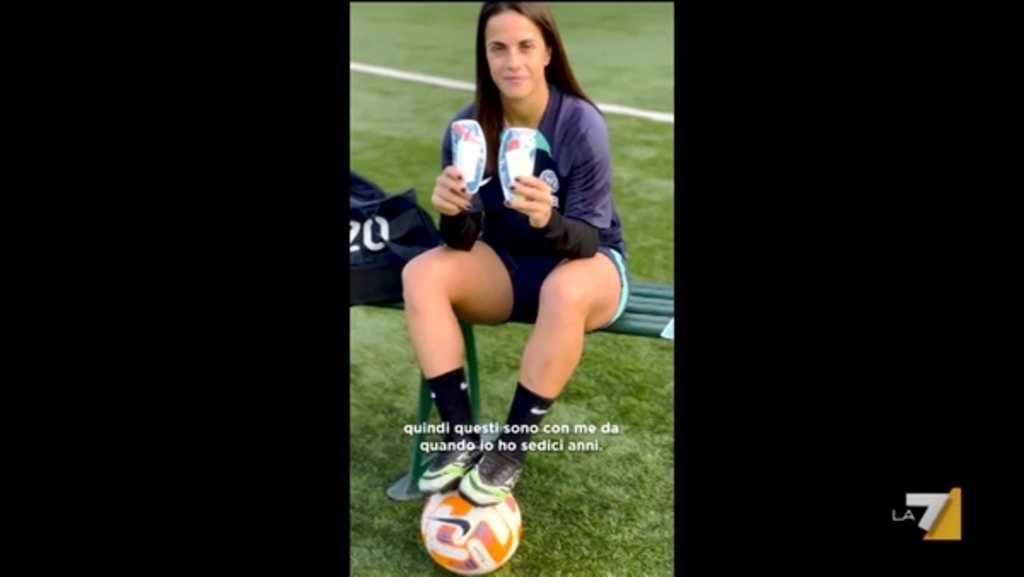 Kit calcio femminile new arrivals