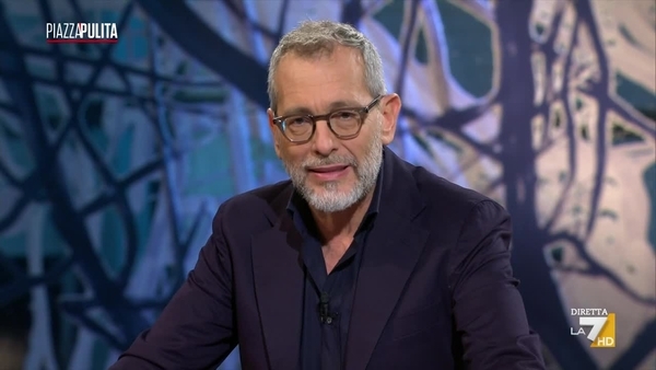 Formigli: “Cara presidente Meloni, lei cosa ne pensa dei concetti espressi  da Vannacci?”