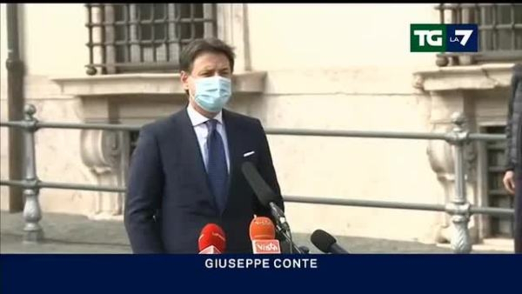 Giuseppe Conte: "Fossi iscritto a Rousseau, voterei sì al governo Draghi"