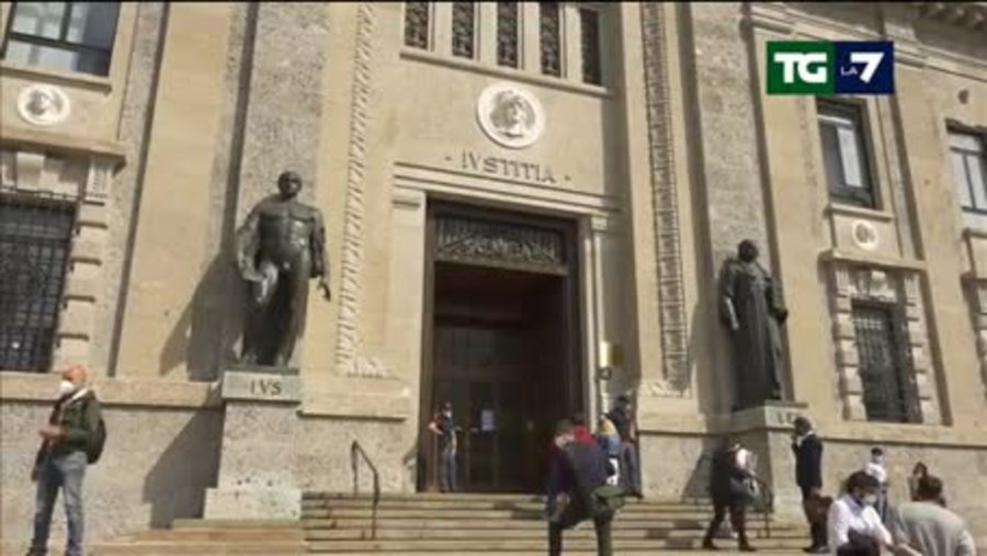 Conte Dai Pm Zona Rossa Conte Venerdi Sentito Come Persona Informata Sui Fatti